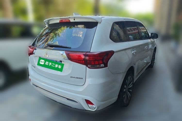 Used Mitsubishi Outlander 2021 2.0L Two-Wheel Drive Comfort Edition 5 Seats Rear Right 45 Deg