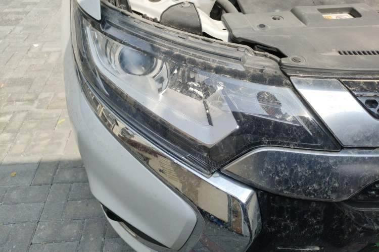 Used Mitsubishi Outlander 2021 2.0L Two-Wheel Drive Comfort Edition 7 Seats Right Front Headlight