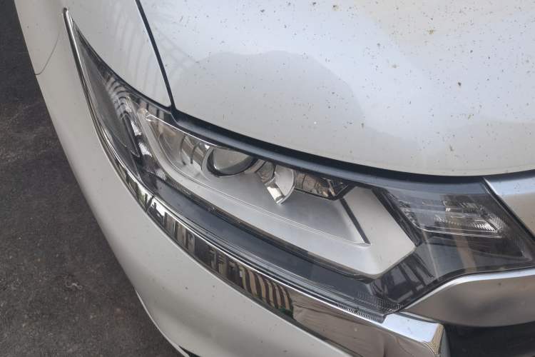 Used Mitsubishi Outlander 2021 Revised Version 2.0L Two-Wheel Drive Enjoyment Edition 5 Seats Right Front Headlight