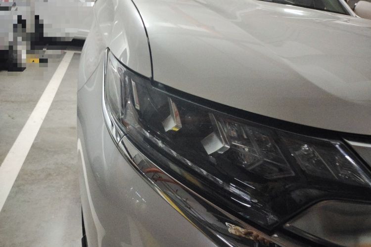Used Mitsubishi Outlander 2021 2.4L 4x4 Zhi Xiang Edition 7 Seats Right Front Headlight