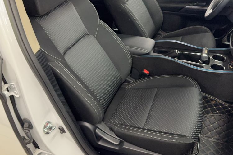 Used Mitsubishi Outlander 2021 Revised Version 2.0L Two-Wheel Drive Comfort Edition 5 Seats Right Front Seat