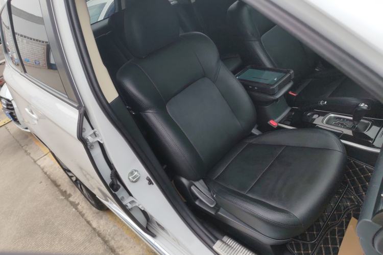 Used Mitsubishi Outlander 2021 Revised Version 2.0L Two-Wheel Drive Comfort Edition 5 Seats Right Front Seat