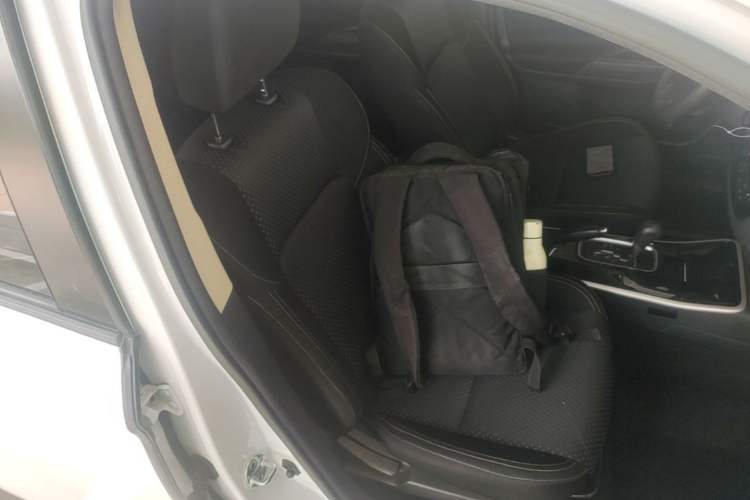 Used Mitsubishi Outlander 2021 2.0L Two-Wheel Drive Comfort Edition 5 Seats Right Front Seat