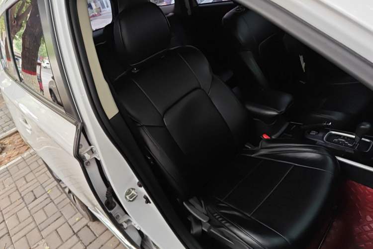 Used Mitsubishi Outlander 2021 Revised Version 2.0L Two-Wheel Drive Comfort Edition 5 Seats Right Front Seat