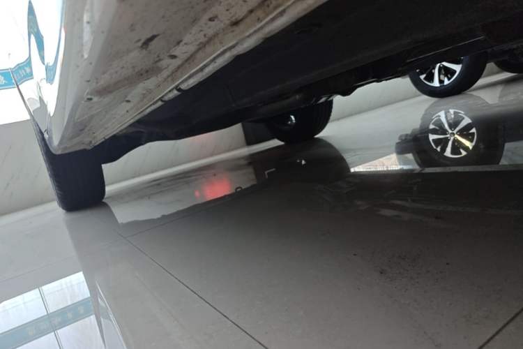Used Mitsubishi Outlander 2021 2.0L Two-Wheel Drive Comfort Edition 5 Seats Right Side Sill