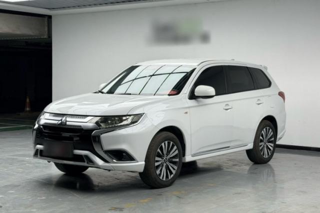 Used Mitsubishi Outlander 2021 2.0L Two-Wheel Drive Comfort Edition 5 Seats