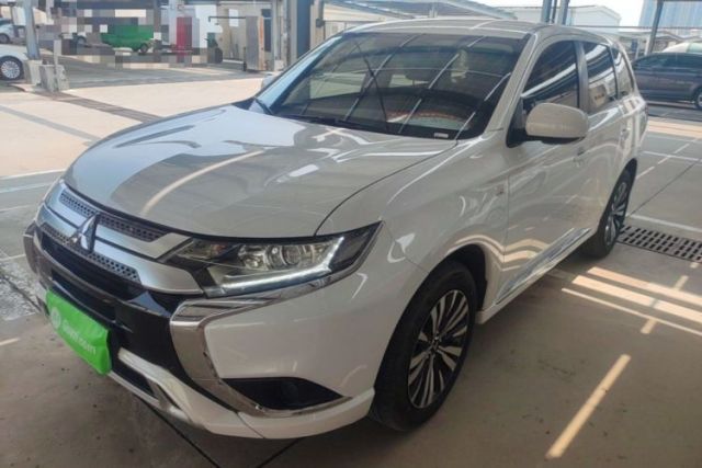Used Mitsubishi Outlander 2021 2.0L Two-Wheel Drive Comfort Edition 5 Seats