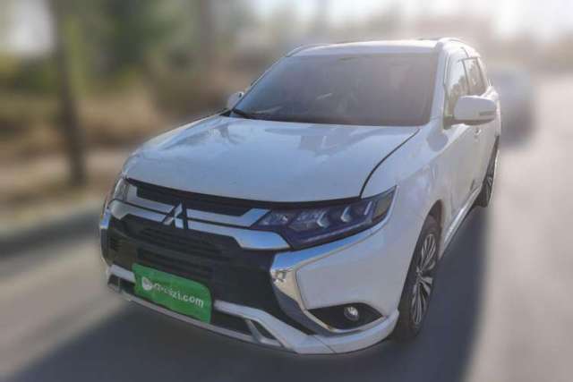 Used Mitsubishi Outlander 2021 2.4L 4x4 Comfort Edition 5 Seats