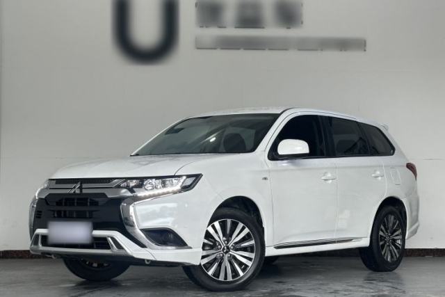 Used Mitsubishi Outlander 2021 Revised Version 2.0L Two-Wheel Drive Comfort Edition 5 Seats