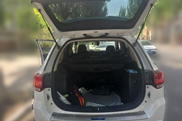 Used Mitsubishi Outlander 2021 Revised Version 2.0L Two-Wheel Drive Enjoyment Edition 5 Seats Trunk