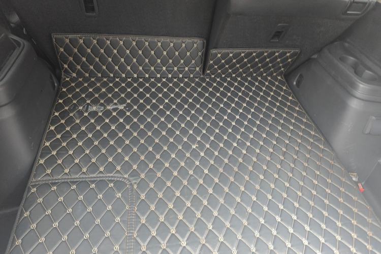Used Mitsubishi Outlander  Trunk
