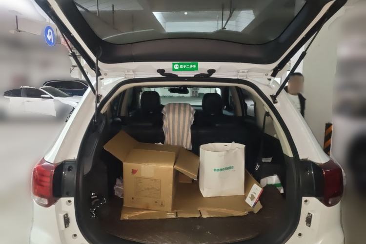 Used Mitsubishi Outlander 2021 2.4L 4x4 Zhi Xiang Edition 7 Seats Trunk
