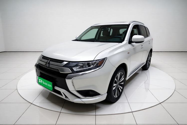Ojetý Mitsubishi Outlander 2021 Revised Version 2.0L Two-Wheel Drive Comfort Edition 5 Seats Guazi used car, China used car export, Used car for sale, Used  cars, Cheapest cars for sale