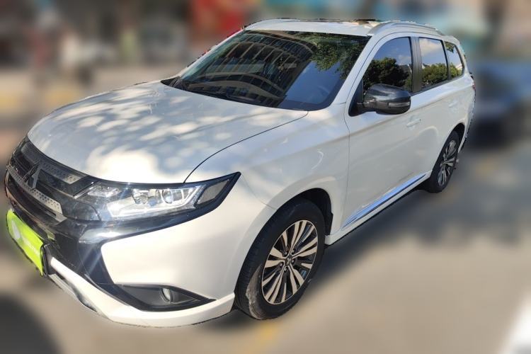 Gebrauchter Mitsubishi Outlander 2021 Revised Version 2.0L Two-Wheel Drive Enjoyment Edition 5 Seats Guazi used car, China used car export, Used car for sale, Used cars, Cheapest cars for sale