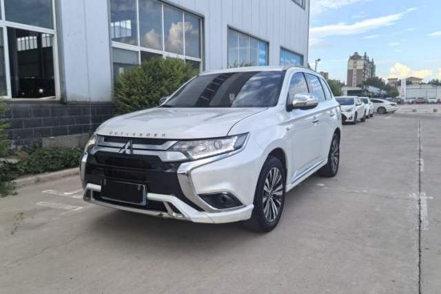 Used Mitsubishi Outlander 2021 2.0L Two-Wheel Drive Comfort Edition 5 Seats