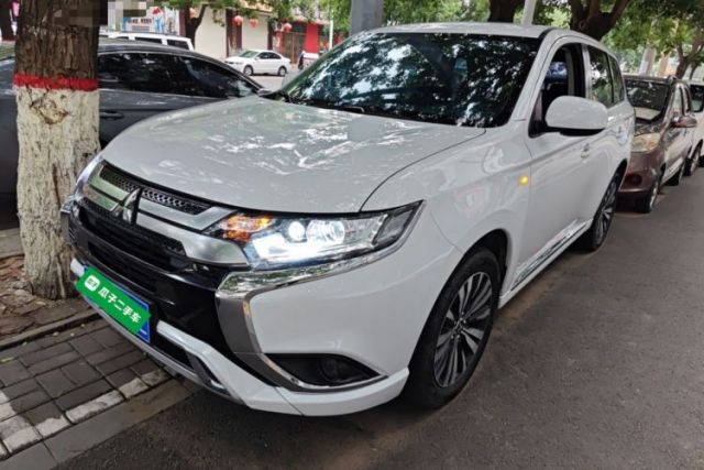 Used Mitsubishi Outlander 2021 Revised Version 2.0L Two-Wheel Drive Comfort Edition 5 Seats