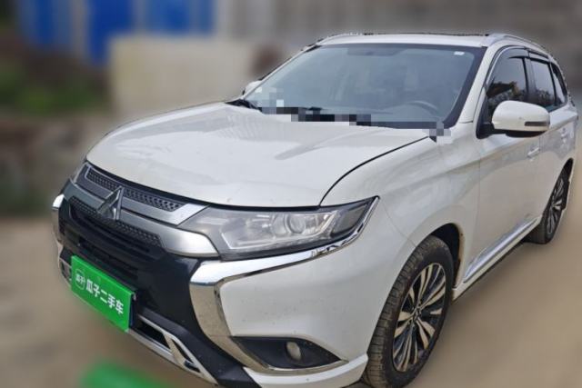 Used Mitsubishi Outlander 2021 2.0L Two-Wheel Drive Comfort Edition 7 Seats