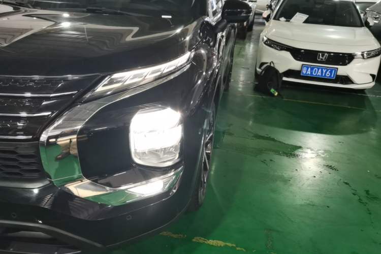 Used Mitsubishi Outlander 2023 1.5T CVT Two-Wheel Drive Luxury Edition 5 Seats Left Front Headlight
