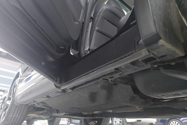 Used Mitsubishi Outlander 2023 1.5T CVT Four-Wheel Drive Prestige Edition 7 Seats Left Side Sill