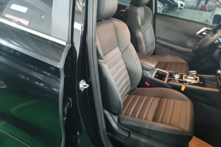 Used Mitsubishi Outlander 2023 1.5T CVT Two-Wheel Drive Luxury Edition 5 Seats Right Front Seat