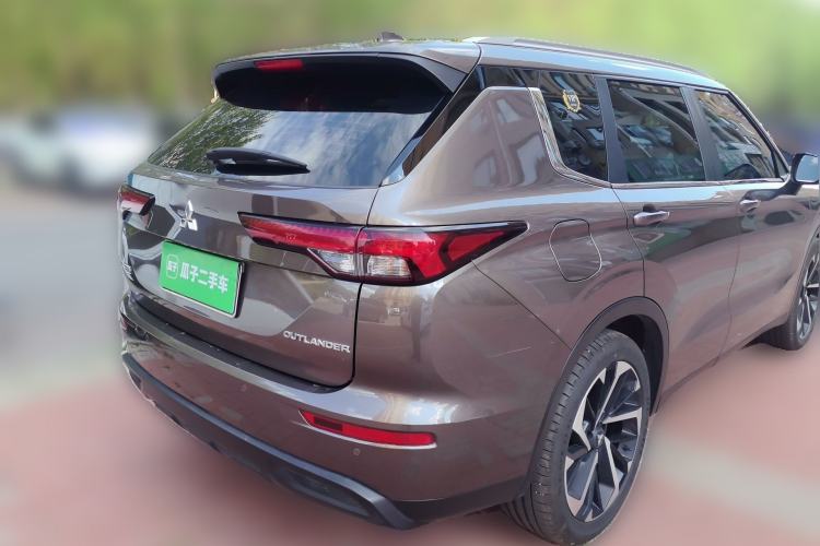Used Mitsubishi Outlander 2023 1.5T CVT Two-Wheel Drive Luxury Edition 5 Seats Rear Right 45 Deg