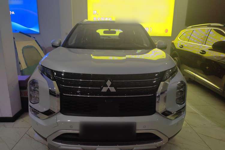 Used Mitsubishi Outlander 2023 1.5T CVT Four-Wheel Drive Prestige Edition 7 Seats Exterior 1