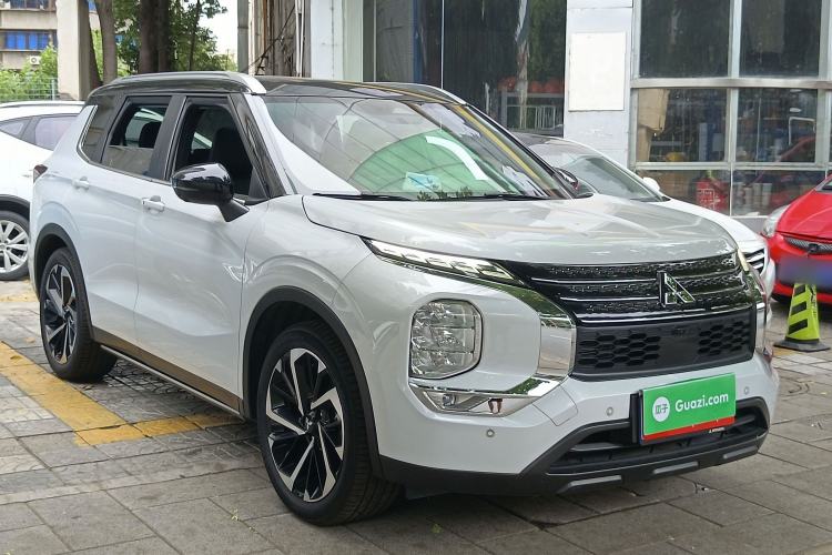 Used Mitsubishi Outlander 2023 1.5T CVT Two-Wheel Drive Luxury Edition 5 Seats Exterior 1