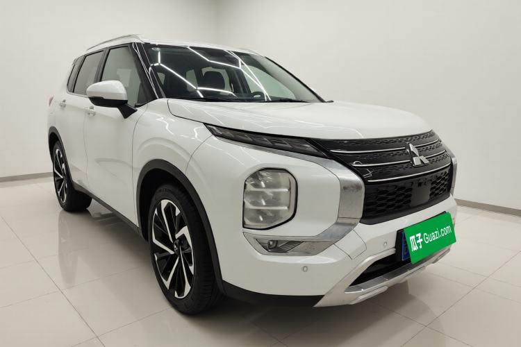 Used Mitsubishi Outlander 2023 1.5T CVT Four-Wheel Drive Prestige Edition 7 Seats Exterior 2