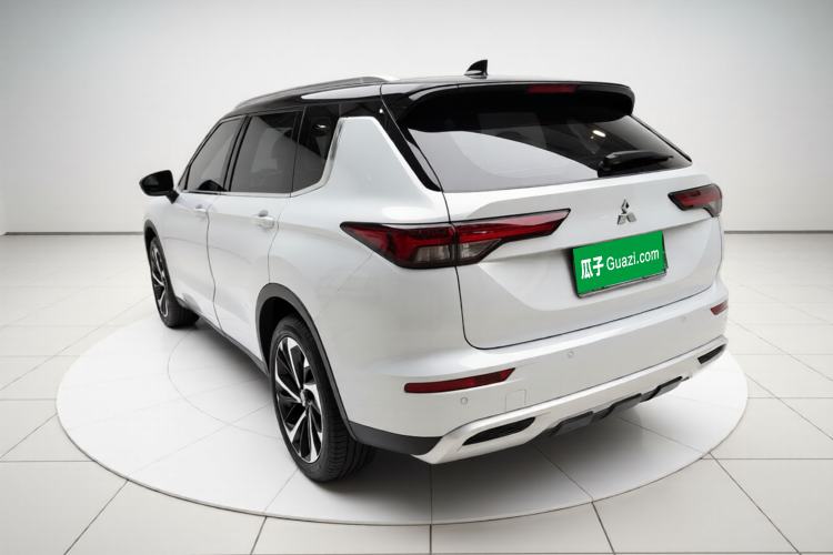 Used Mitsubishi Outlander 2023 1.5T CVT Four-Wheel Drive Prestige Edition 7 Seats Exterior 3
