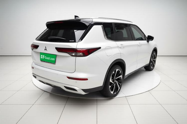 Used Mitsubishi Outlander 2023 1.5T CVT Four-Wheel Drive Prestige Edition 7 Seats Exterior 5