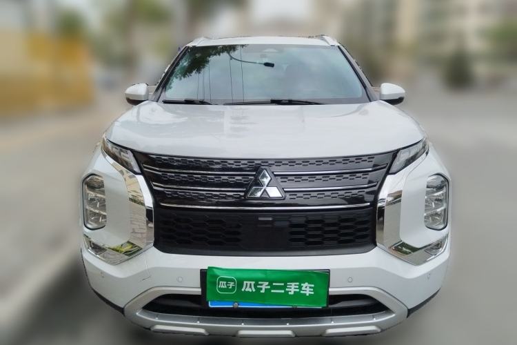 Used Mitsubishi Outlander 2023 1.5T CVT Four-Wheel Drive Excellence Edition 5 Seats Front