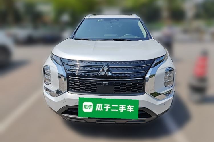 Used Mitsubishi Outlander 2023 1.5T CVT Two-Wheel Drive Luxury Edition 5 Seats Front