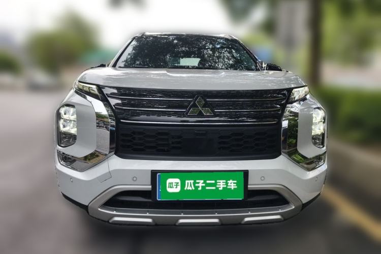 Used Mitsubishi Outlander 2023 1.5T CVT Four-Wheel Drive Prestige Edition 7 Seats Front