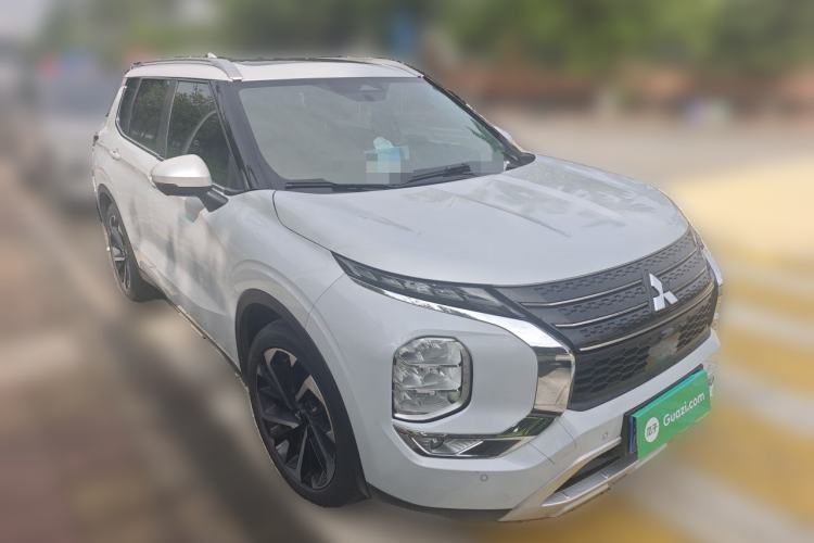 Used Mitsubishi Outlander 2023 1.5T CVT Four-Wheel Drive Prestige Edition 7 Seats Front Right 45 Deg