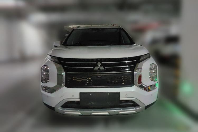 Used Mitsubishi Outlander 2023 1.5T CVT Four-Wheel Drive Prestige Edition 7 Seats Front