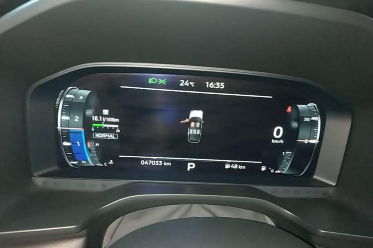 Used Mitsubishi Outlander 2023 1.5T CVT Two-Wheel Drive Luxury Edition 5 Seats Instrument Cluster
