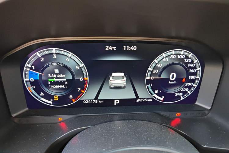 Used Mitsubishi Outlander 2023 1.5T CVT Two-Wheel Drive Luxury Edition 5 Seats Instrument Cluster