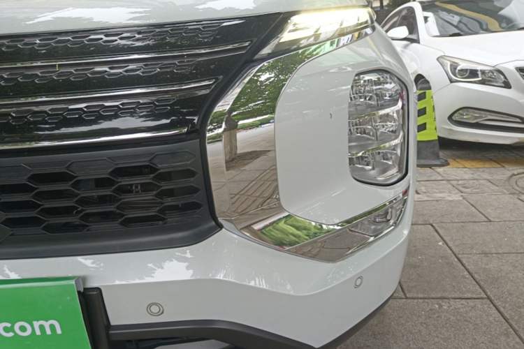 Used Mitsubishi Outlander 2023 1.5T CVT Two-Wheel Drive Luxury Edition 5 Seats Left Front Headlight