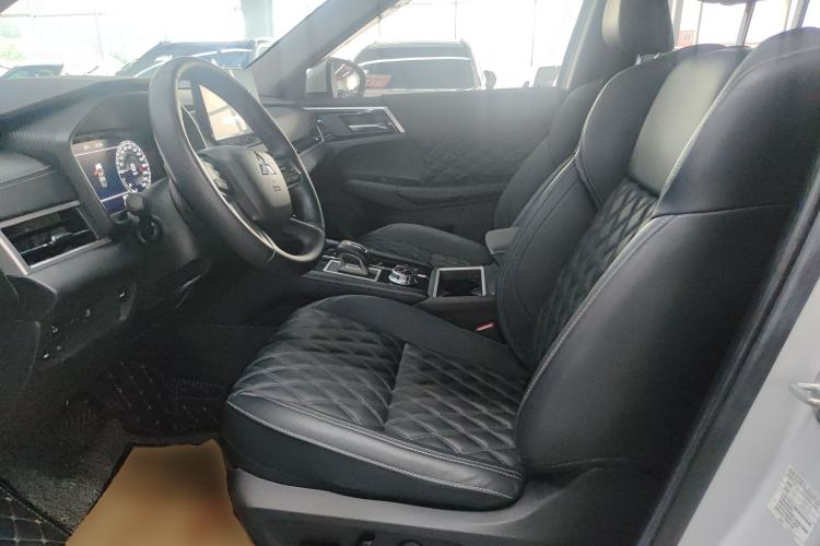 Used Mitsubishi Outlander 2023 1.5T CVT Four-Wheel Drive Prestige Edition 7 Seats Left Front Seat