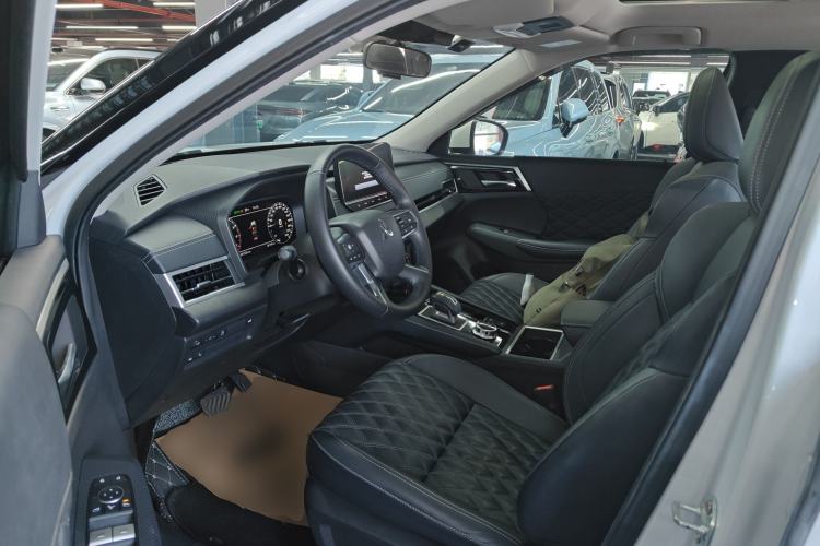 Used Mitsubishi Outlander 2023 1.5T CVT Four-Wheel Drive Prestige Edition 7 Seats Left Front Seat