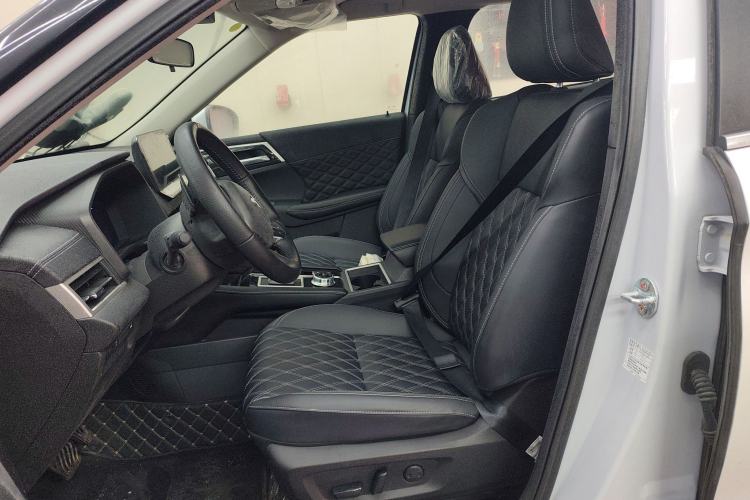 Used Mitsubishi Outlander 2023 1.5T CVT Four-Wheel Drive Prestige Edition 7 Seats Left Front Seat