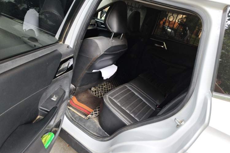 Used Mitsubishi Outlander 2023 1.5T CVT Four-Wheel Drive Excellence Edition 5 Seats Left Rear Seat