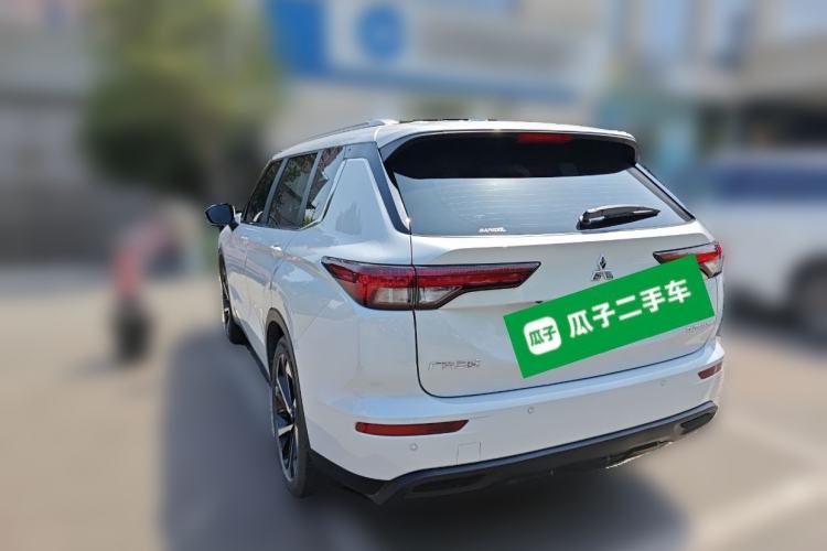 Used Mitsubishi Outlander 2023 1.5T CVT Two-Wheel Drive Luxury Edition 5 Seats Rear Left 45 Deg
