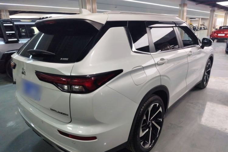 Used Mitsubishi Outlander 2023 1.5T CVT Four-Wheel Drive Prestige Edition 7 Seats Rear Right 45 Deg