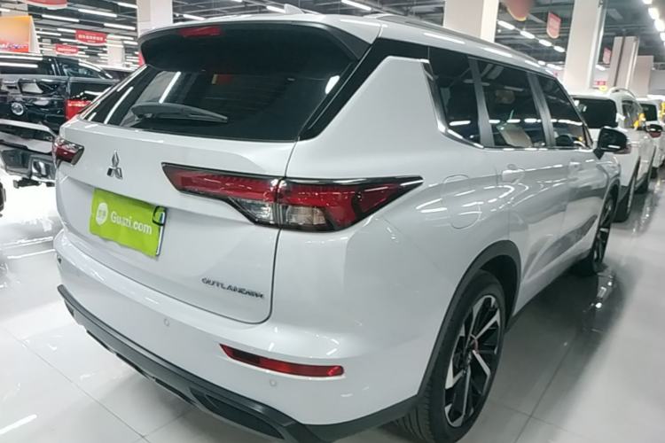 Used Mitsubishi Outlander 2023 1.5T CVT Two-Wheel Drive Luxury Edition 5 Seats Rear Right 45 Deg