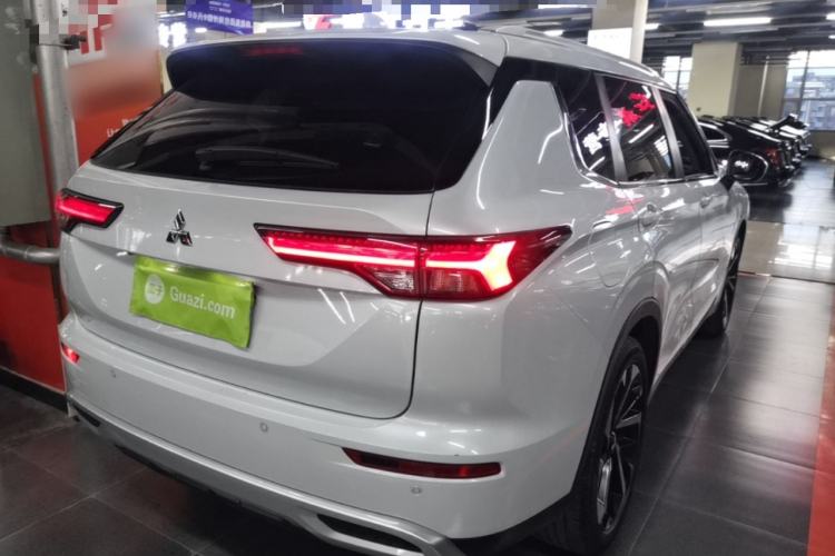 Used Mitsubishi Outlander 2023 1.5T CVT Four-Wheel Drive Excellence Edition 5 Seats Rear Right 45 Deg