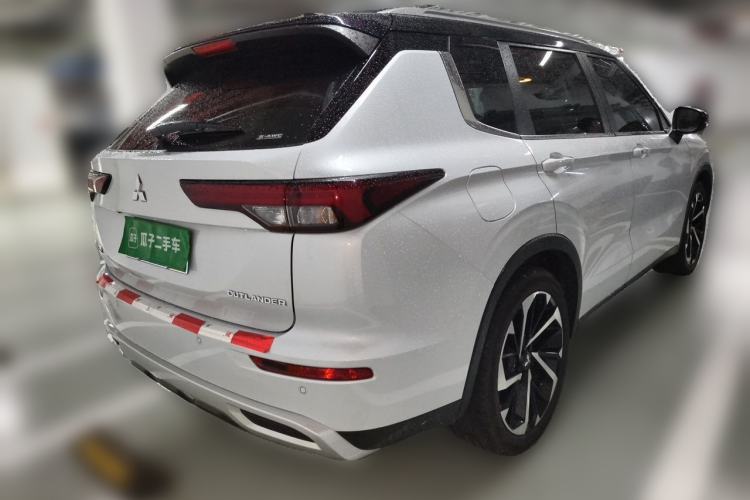 Used Mitsubishi Outlander 2023 1.5T CVT Four-Wheel Drive Prestige Edition 7 Seats Rear Right 45 Deg