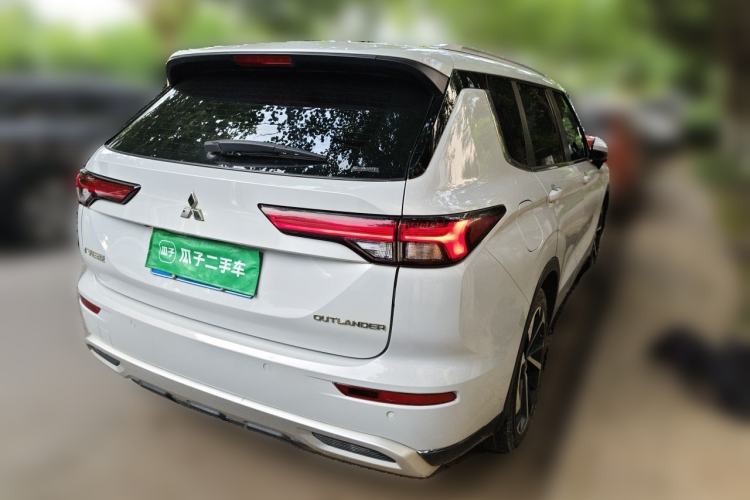 Used Mitsubishi Outlander 2023 1.5T CVT Four-Wheel Drive Excellence Edition 5 Seats Rear Right 45 Deg