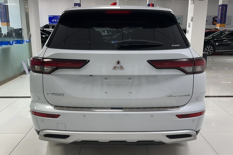 Used Mitsubishi Outlander 2023 1.5T CVT Four-Wheel Drive Prestige Edition 7 Seats Rear