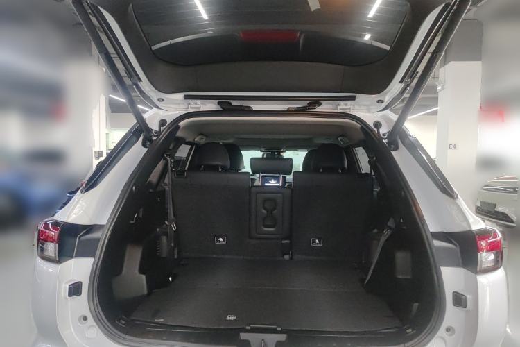 Used Mitsubishi Outlander 2023 1.5T CVT Four-Wheel Drive Prestige Edition 7 Seats Trunk